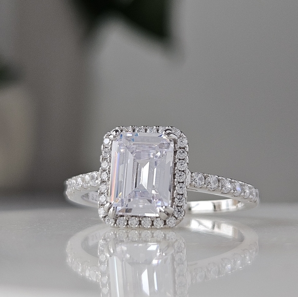 Emerald Cut Halo gemstone ring, 925 Sterling Silver - Picture 5 of 9